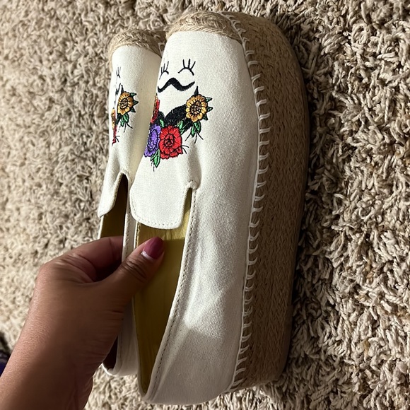 FRIDA - WHITE - Picture 4 of 4